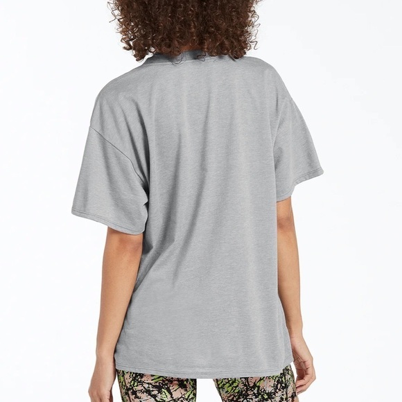 NWT Volcom Stone Tech Short Sleeve Oversized Tee in Heather Grey - Picture 5 of 9